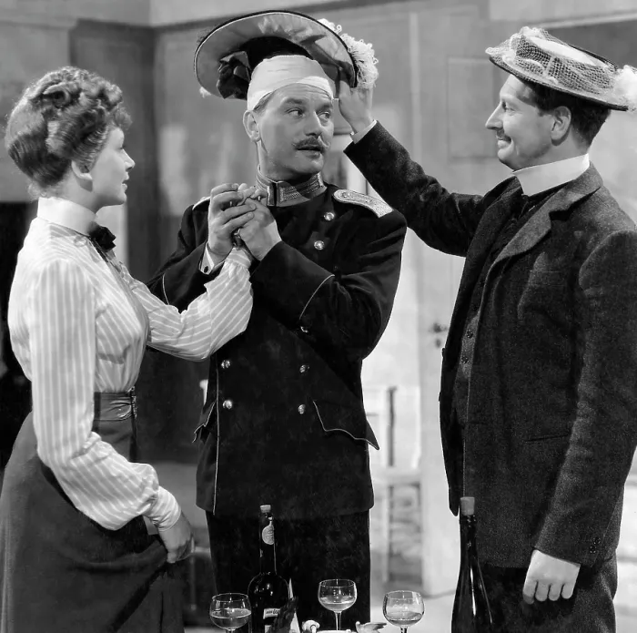 Framed Print : THE LIFE AND DEATH OF COLONEL BLIMP, (aka THE ADVENTURES OF COLONEL BLIMP), Deborah Kerr, Anton Walbrook, Roger Livesey, 1943
