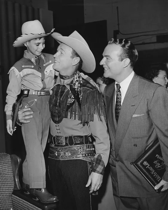 Framed Print : THIS IS YOUR LIFE, from left, Tom Fox (Roy Rogers son), Roy Rogers, Ralph Edwards (host), (on set), (Season 1, episode 116, aired January 14, 1953), 1952-1961
