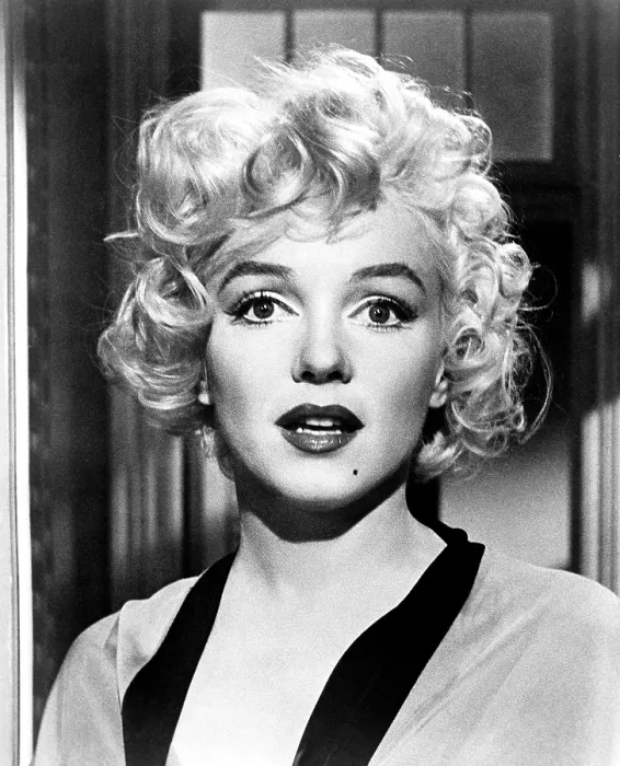 Framed Print : SOME LIKE IT HOT, Marilyn Monroe, 1959