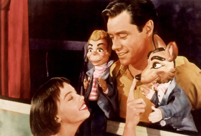 Framed Print : LILI, Leslie Caron, Mel Ferrer, 1953
