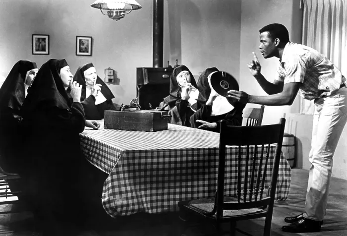 Framed Print : LILIES OF THE FIELD, Lilia Skala, Isa Crino, Pamela Branch, Francesca Jarvis, Lisa Mann, Sidney Poitier, 1963