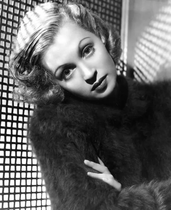 Framed Print : Lilli Palmer, Gainsborough Pictures, 1935 Framed Print : Lilli Palmer, Gainsborough Pictures, 1935