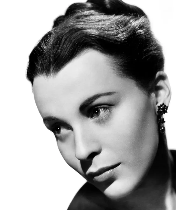 Framed Print : LIMELIGHT, Claire Bloom, 1952