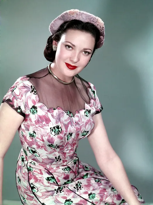 Framed Print : Linda Darnell, 1950 Framed Print : Linda Darnell, 1950