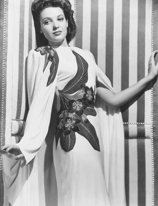 Framed Print : Linda Darnell, early 1940s
