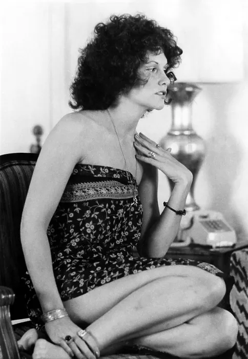 Framed Print : Linda Lovelace, 1973. Courtesy: CSU Archives  /  Everett Collection
