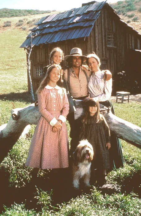 Framed Print : LITTLE HOUSE ON THE PRAIRIE (1974-1983) Karen Grassle, Michael Landon, Melissa Sue Anderson, Melissa Gilbert & Lindsay Greenbush Framed Print : LITTLE HOUSE ON THE PRAIRIE (1974-1983) Karen Grassle, Michael Landon, Melissa Sue Anderson, Melissa Gilbert & Lindsay Greenbush