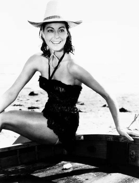 Framed Print : THE LITTLE HUT, Ava Gardner, 1957 Framed Print : THE LITTLE HUT, Ava Gardner, 1957