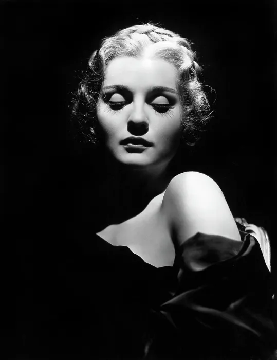 Framed Print : WE LIVE AGAIN, Anna Sten, 1934 Framed Print : WE LIVE AGAIN, Anna Sten, 1934