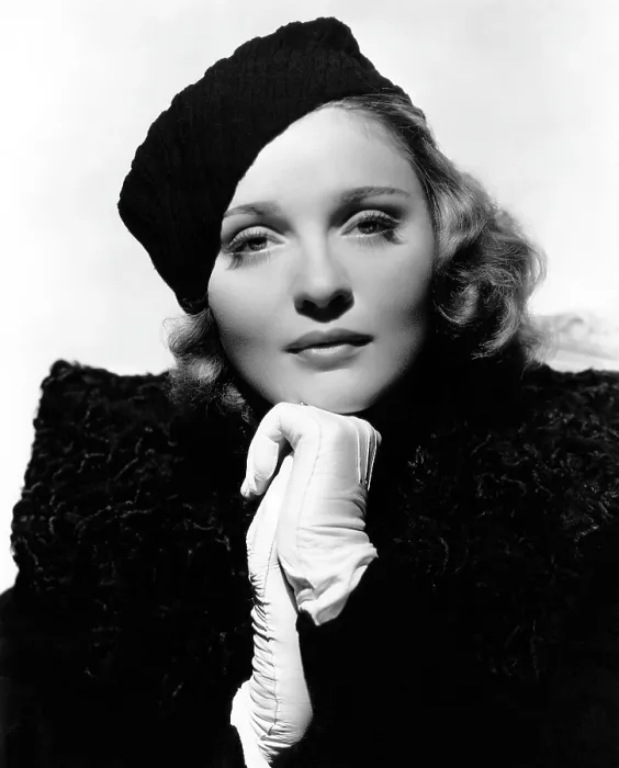 Framed Print : WE LIVE AGAIN, Anna Sten, 1934