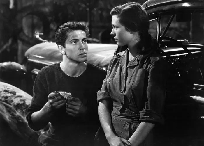Framed Print : THEY LIVE BY NIGHT, Farley Granger, Cathy O'Donnell, 1949 Framed Print : THEY LIVE BY NIGHT, Farley Granger, Cathy O'Donnell, 1949
