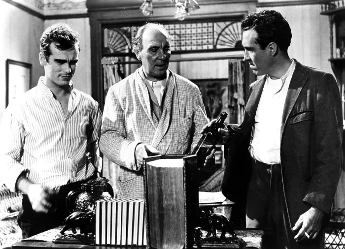Framed Print : LONG DAY'S JOURNEY INTO NIGHT, Dean Stockwell, Ralph Richardson, Jason Robards, 1962 Framed Print : LONG DAY'S JOURNEY INTO NIGHT, Dean Stockwell, Ralph Richardson, Jason Robards, 1962