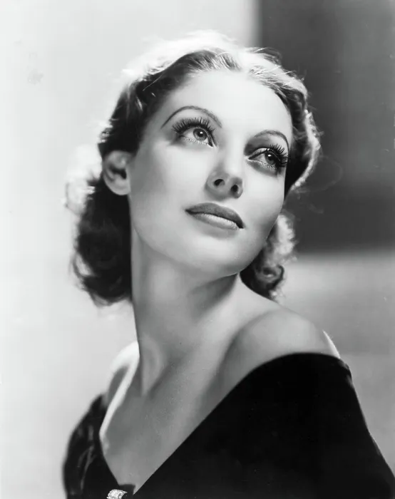 Framed Print : LORETTA YOUNG, MGM, 1933 Framed Print : LORETTA YOUNG, MGM, 1933