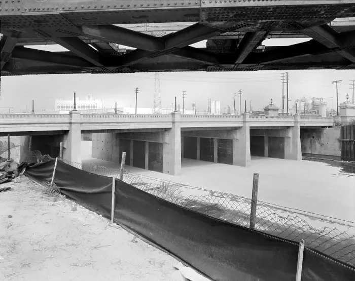 Framed Print : Los Angeles, detail of Washington Boulevard Bridge, California, photograph circa late 1970s