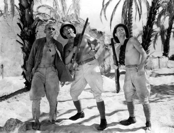 Framed Print : THE LOST PATROL, Boris Karloff, Victor McLaglen, Wallace Ford, 1934