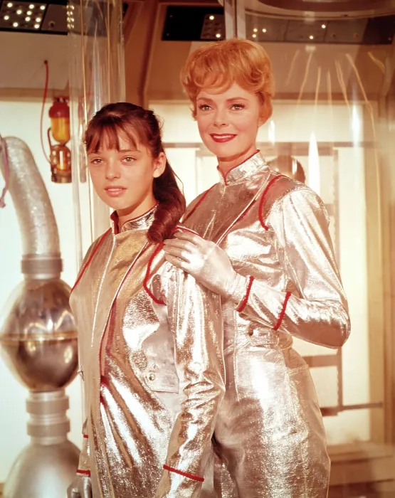 Framed Print : LOST IN SPACE, Angela Cartwright, June Lockhart, 1965 - 1968