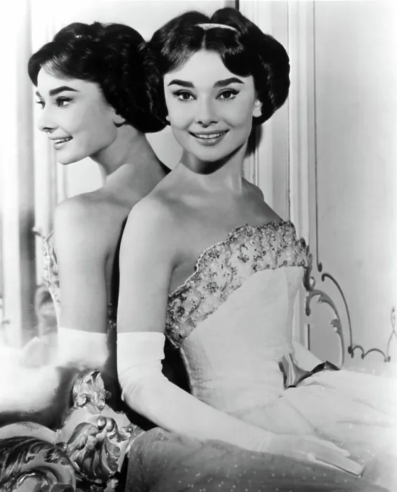 Framed Print : LOVE IN THE AFTERNOON, Audrey Hepburn, 1957