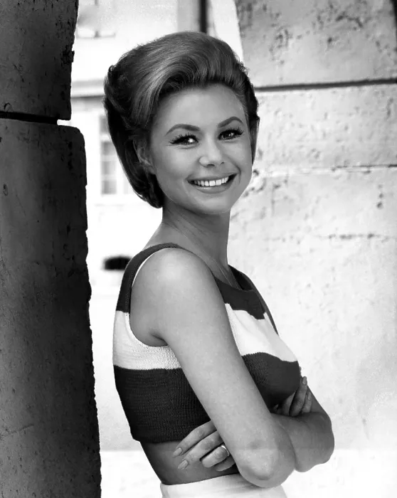 Framed Print : FOR LOVE OR MONEY, Mitzi Gaynor, 1963