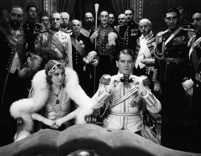 Framed Print : THE LOVE PARADE, Jeanette MacDonald, Maurice Chevalier, 1929