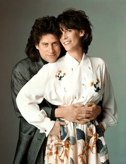 Framed Print : ANYTHING BUT LOVE, Richard Lewis, Jamie Lee Curtis, (Season 1), 1989-92