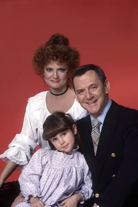 Framed Print : LOVE, SIDNEY, clockwise from top: Swoosie Kurtz, Tony Randall, Kaleena Kiff, 1981-83
