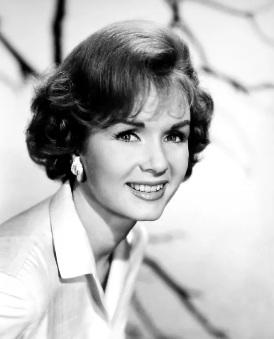 Framed Print : MY SIX LOVES, Debbie Reynolds, 1963