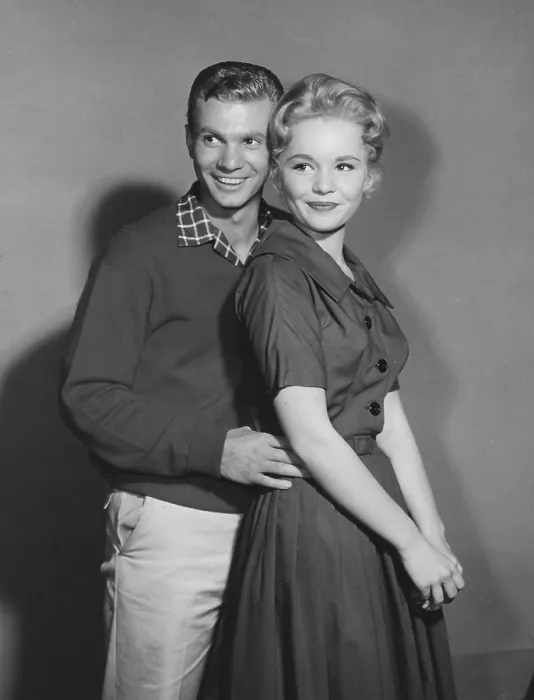 Framed Print : THE MANY LOVES OF DOBIE GILLIS, (aka DOBIE GILLIS), Dwayne Hickman, Tuesday Weld, 1959-63 Framed Print : THE MANY LOVES OF DOBIE GILLIS, (aka DOBIE GILLIS), Dwayne Hickman, Tuesday Weld, 1959-63