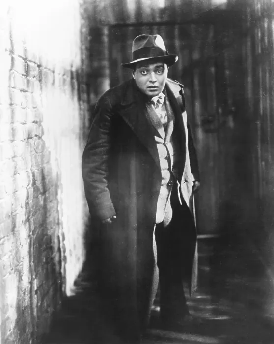 Framed Print : M, (aka M - EINE STUDT SUCHT EINEN MURDER), Peter Lorre, 1931