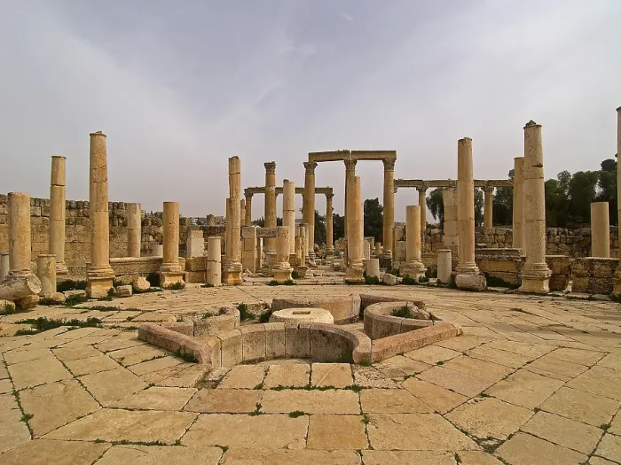 Framed Print : The Macellum, 211, 2nd-3rd Century A.D. stone building - Jordan, Jerash. Whole artwork view