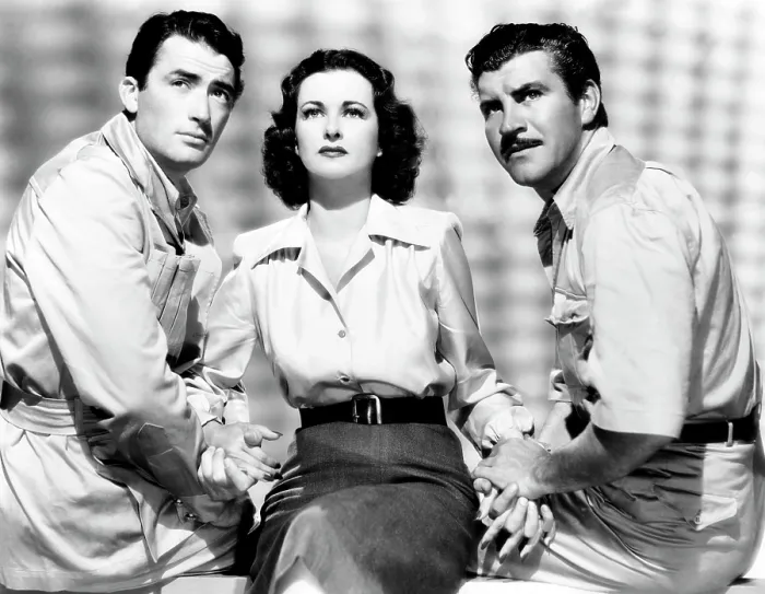 Framed Print : THE MACOMBER AFFAIR, Gregory Peck, Joan Bennett, Robert Preston, 1947