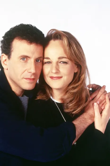 Framed Print : MAD ABOUT YOU, from left: Paul Reiser, Helen Hunt, 1992-2019 Framed Print : MAD ABOUT YOU, from left: Paul Reiser, Helen Hunt, 1992-2019