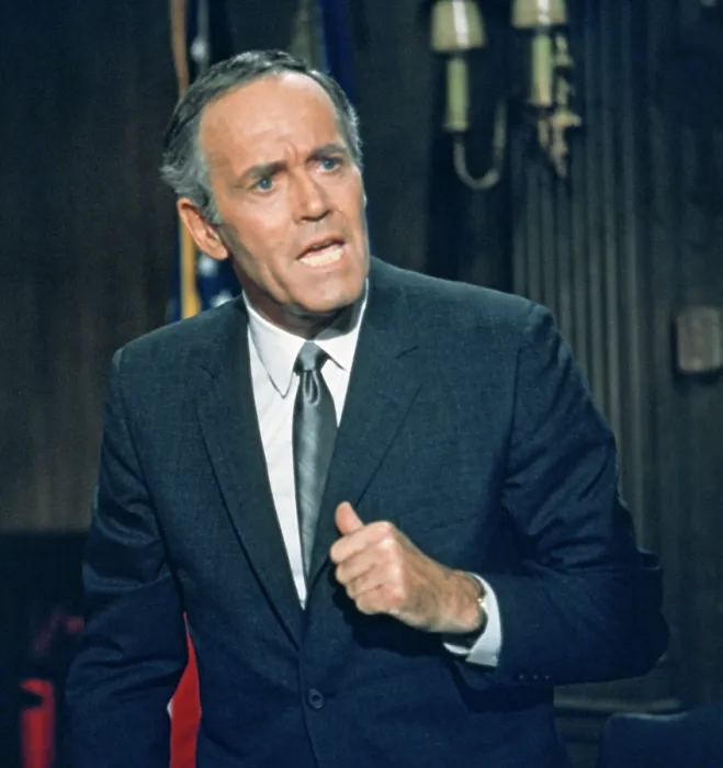 Framed Print : MADIGAN, Henry Fonda, 1968