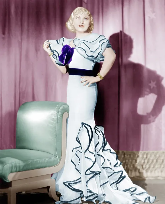 Framed Print : Mae West, ca. 1935 Framed Print : Mae West, ca. 1935