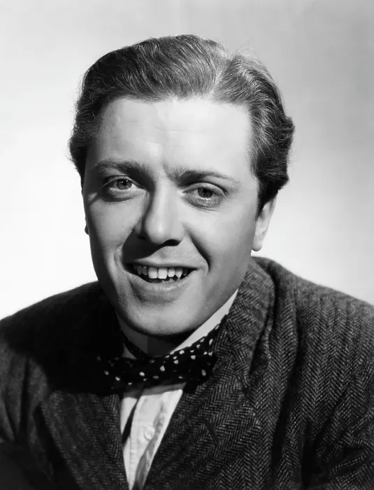 Framed Print : THE MAGIC BOX, Richard Attenborough, 1951