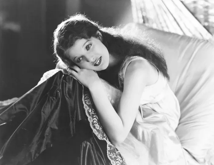 Framed Print : THE MAGNIFICENT FLIRT, Loretta Young, 1928