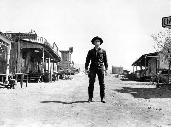 Framed Print : THE MAGNIFICENT SEVEN, 1960, Yul Brynner Framed Print : THE MAGNIFICENT SEVEN, 1960, Yul Brynner