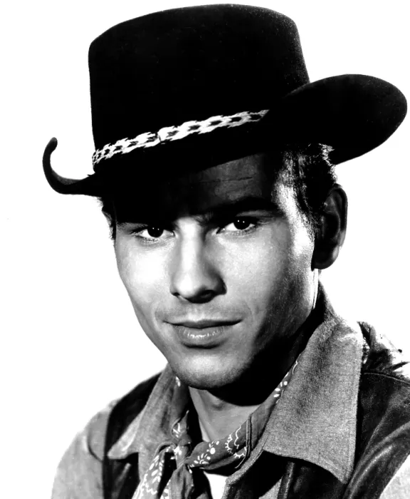 Framed Print : THE MAGNIFICENT SEVEN Horst Buchholz, 1960 Framed Print : THE MAGNIFICENT SEVEN Horst Buchholz, 1960