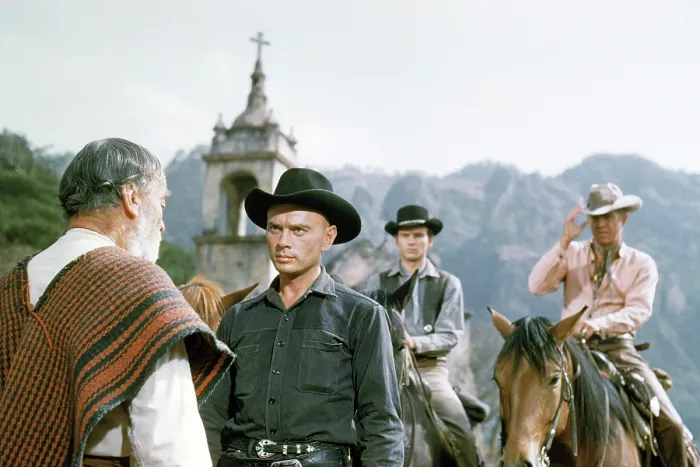 Framed Print : THE MAGNIFICENT SEVEN, Yul Brynner, Horst Buchholz, Steve McQueen, 1960