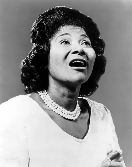 Framed Print : Mahalia Jackson, ca. 1962 Framed Print : Mahalia Jackson, ca. 1962