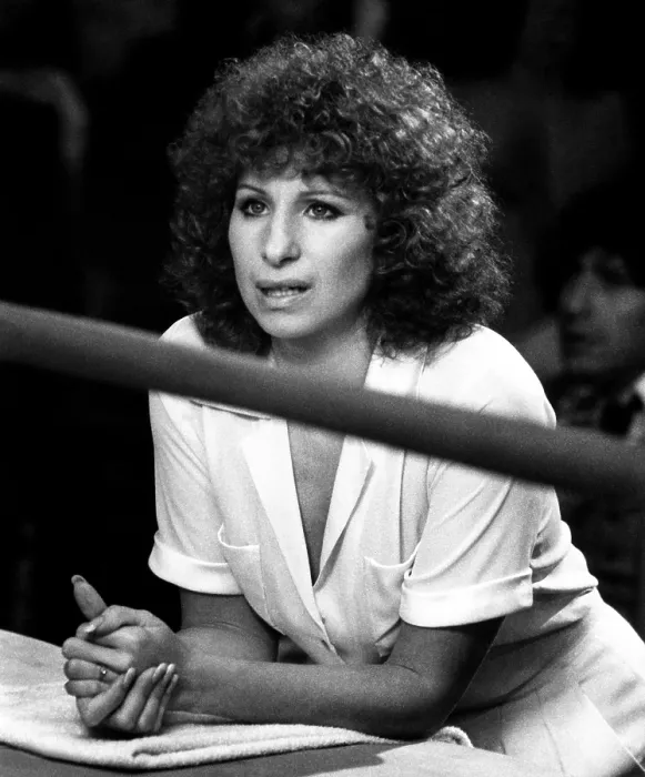 Framed Print : THE MAIN EVENT, Barbra Streisand, 1979, Warner Bros. / courtesy Everett Collection Framed Print : THE MAIN EVENT, Barbra Streisand, 1979, Warner Bros. / courtesy Everett Collection