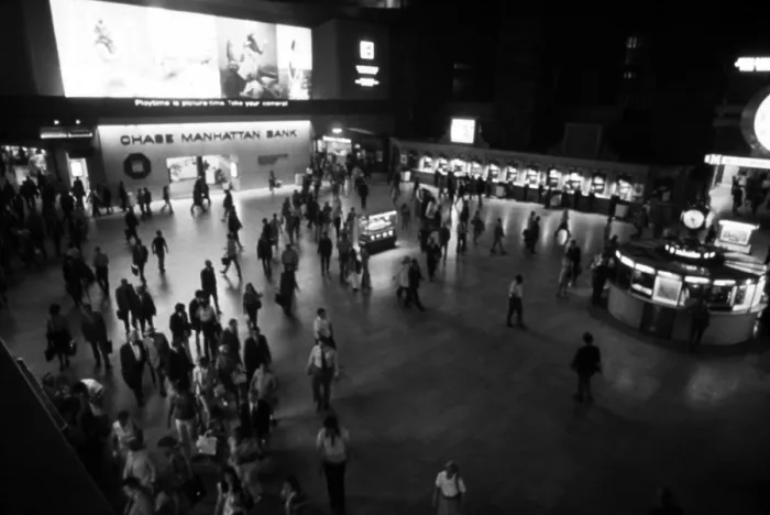 Framed Print : The main hall of Grand Central Station where passengers of commuter trains to the northern suburbs transfer to the New York subway. Ca. 1972-75