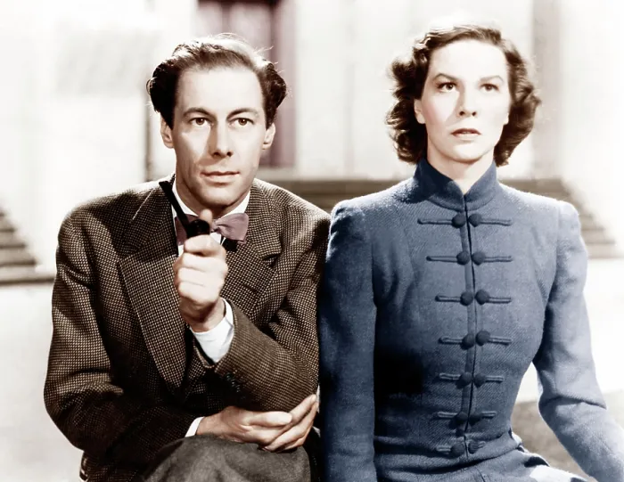 Framed Print : MAJOR BARBARA, from left: Rex Harrison, Wendy Hiller, 1941 Framed Print : MAJOR BARBARA, from left: Rex Harrison, Wendy Hiller, 1941