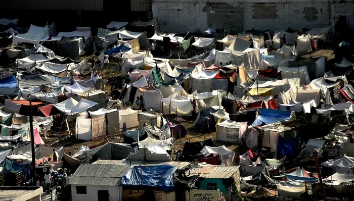 Framed Print : Make shift shelters in downtown Port Au Prince Haiti after 7.0-magnitude earthquake on January 12 2010. (BSLOC_2011_12_389)