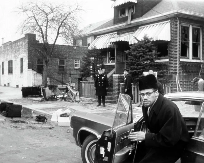 Framed Print : Malcolm X, returns home after his house is bombed, 2 / 14 / 65.. Courtesy: CSU Archives  /  Everett Collection