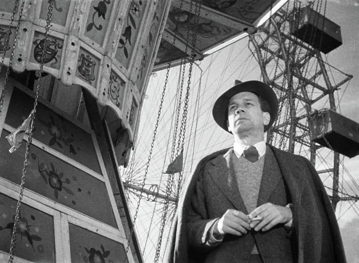 Framed Print : THE THIRD MAN, (aka THE 3RD MAN), Joseph Cotten, 1949 Framed Print : THE THIRD MAN, (aka THE 3RD MAN), Joseph Cotten, 1949