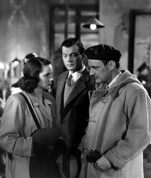 Framed Print : THE THIRD MAN, Alida Valli, Joseph Cotten, Trevor Howard, 1949 Framed Print : THE THIRD MAN, Alida Valli, Joseph Cotten, Trevor Howard, 1949
