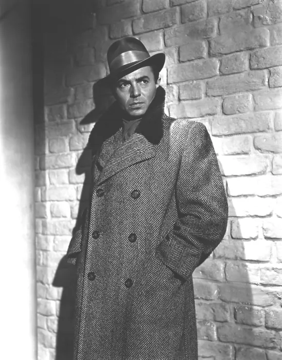 Framed Print : THE MAN BETWEEN, James Mason, 1953 Framed Print : THE MAN BETWEEN, James Mason, 1953