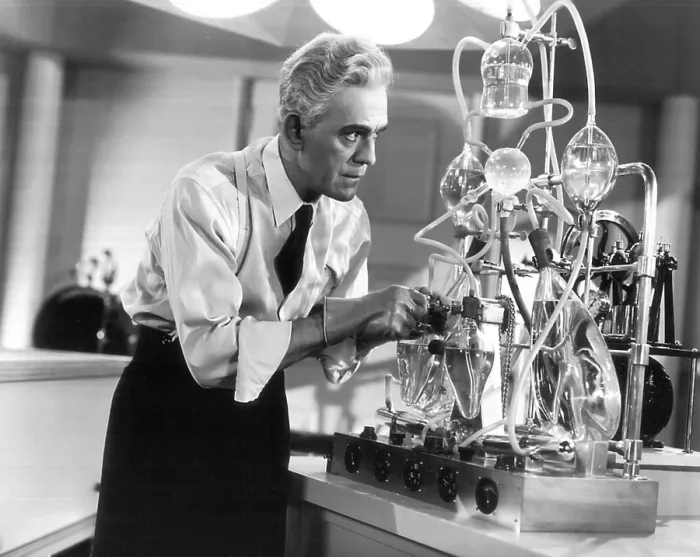 Framed Print : THE MAN THEY COULD NOT HANG, Boris Karloff, 1939