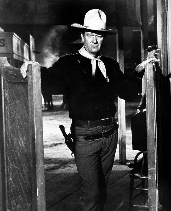 Framed Print : THE MAN WHO SHOT LIBERTY VALANCE, John Wayne, 1962