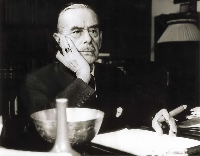Framed Print : MANN, Thomas (1875-1955). Portrait of Thomas Mann. Photography. AISA / Everett Collection**US SALES ONLY**
